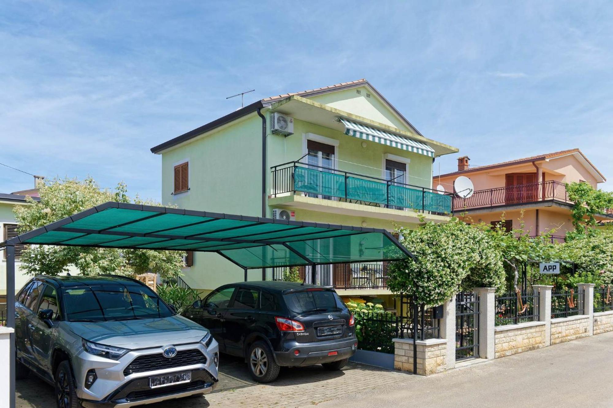 Apartments Grassi By Rent Istria Umag Exterior photo