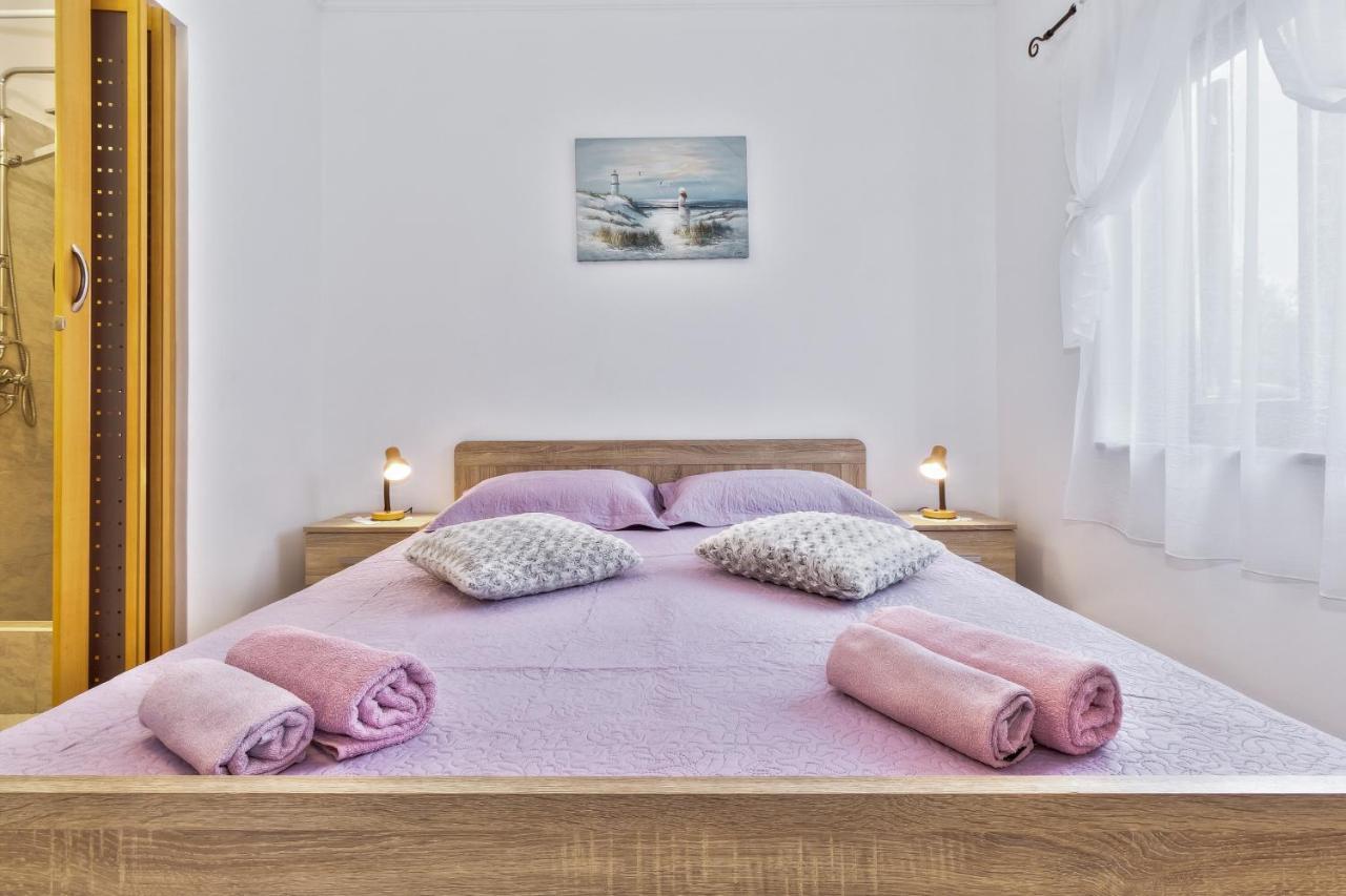 Apartments Grassi By Rent Istria Umag Exterior photo