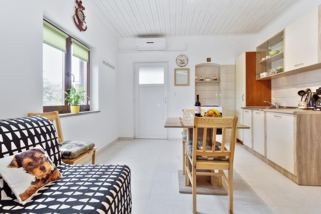 Apartments Grassi By Rent Istria Umag Exterior photo