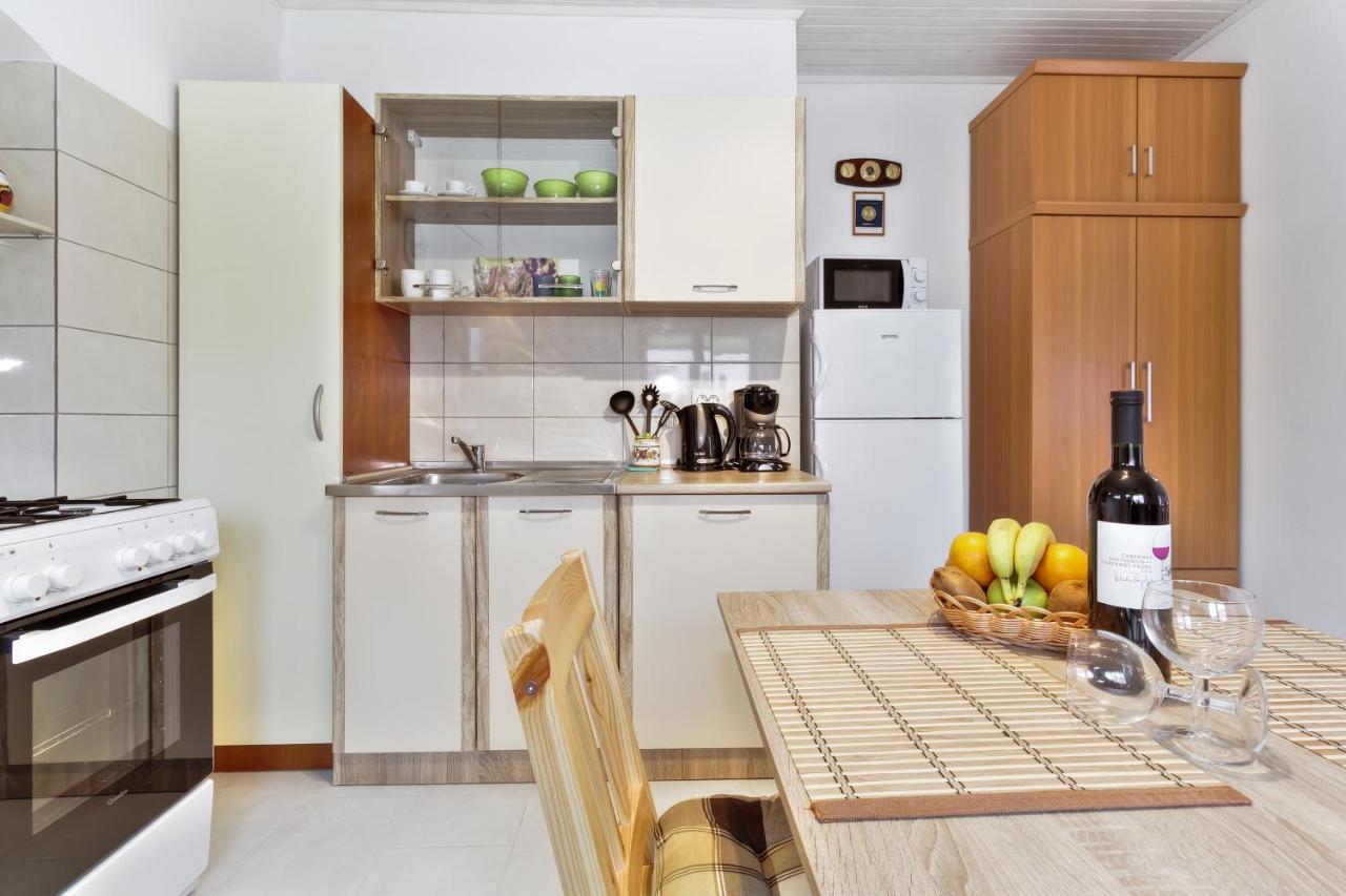 Apartments Grassi By Rent Istria Umag Exterior photo