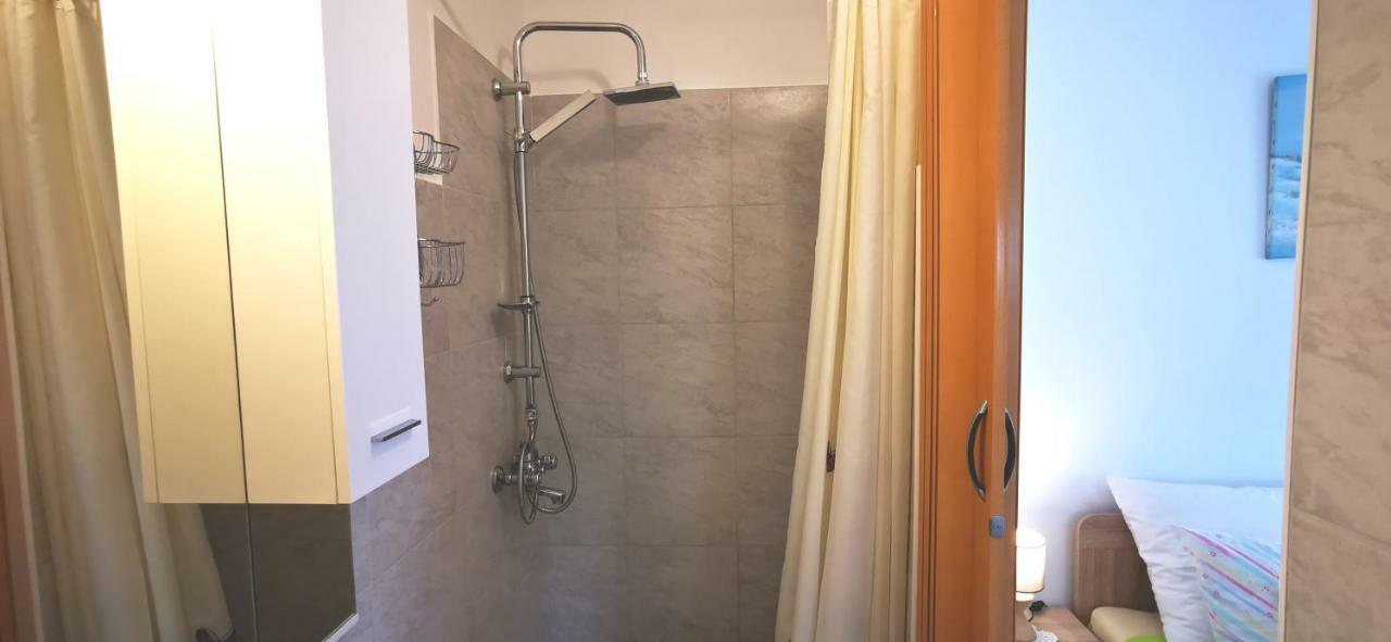 Apartments Grassi By Rent Istria Umag Exterior photo